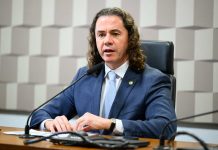Veneziano confirma patrocínio de R$ 4 milhões da Petrobras para o Maior São João do Mundo 2026 e também já para 2027