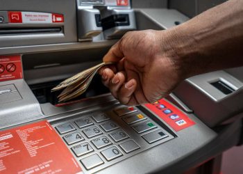 Prefeitura de Campina Grande efetua pagamento de prestadores da Saúde e do piso da Enfermagem