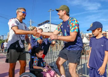 Leo Bezerra acompanha a 3ª Corrida Paraibana pelo Autismo e destaca atuação da Prefeitura no estímulo à inclusão social