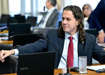 Veneziano confirma patrocínio de R$ 4 milhões da Petrobras para o Maior São João do Mundo