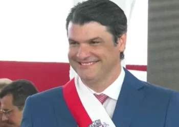 Leo Bezerra decreta expediente facultativo na PMJP na próxima segunda-feira