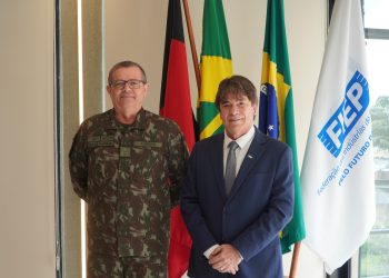 Presidente da FIEPB recebe Comandante Militar do Nordeste e projeta parcerias entre o Exército e a indústria paraibana