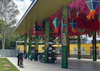 Do suor ao forró: quem ergue a cenografia do Maior São João do Mundo