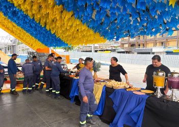 Arte Produções homenageia trabalhadores do São João com café da manhã no Parque do Povo