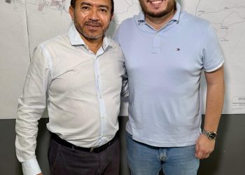 Líder do governo Bruno na Câmara anuncia apoio a Vitor Ribeiro para deputado