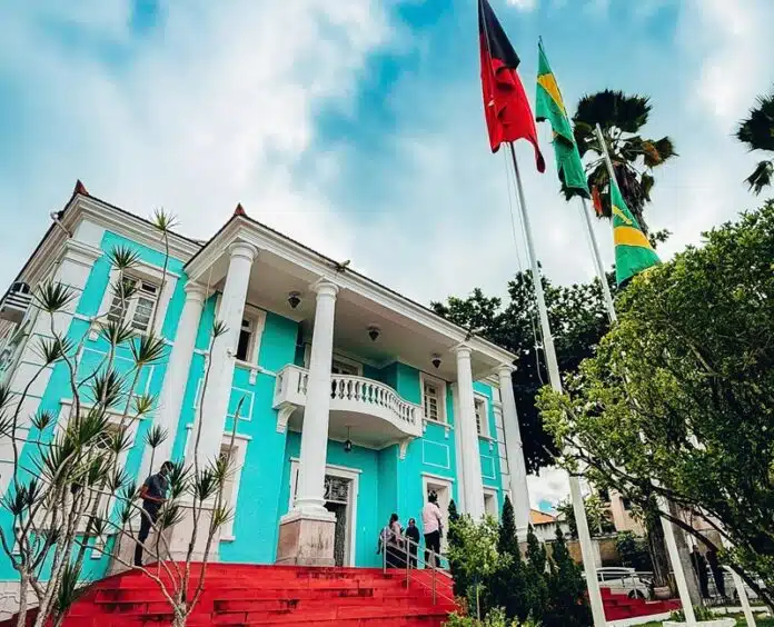 palacio-do-bispo-696x564