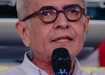 Cícero contesta leilão da Cagepa e promete rever processo caso eleito