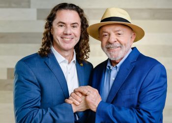 Veneziano se reúne com Lula e grava com o presidente renovando compromisso com sua reeleição para o Senado