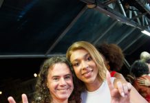 Ao lado da deputada federal Érika Hilton, Veneziano participa de ato pro-Lula que lotou o Ponto de Cem Reis, em João Pessoa